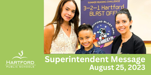 Superintendent Dr Leslie Torres-Rodriguez and Summer Reading 2023 Winning student with mom